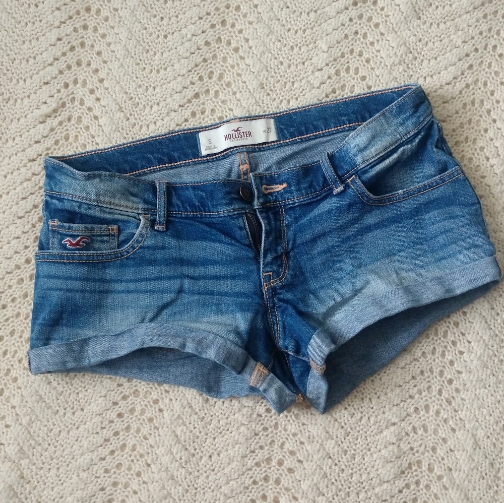 Hollister summer shorts 🌞